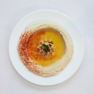 HUMMUS